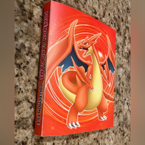 Pokémon Charizard Collection File Card Binder - Picture 2 of 5